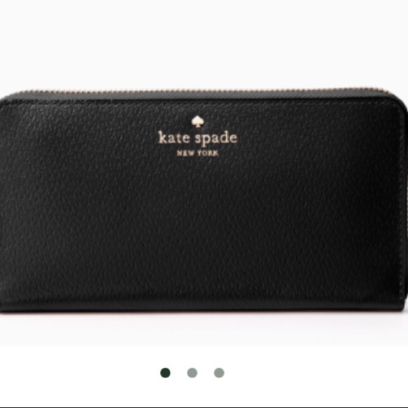 kate spade Handbags - Sale! Kate spade wallet